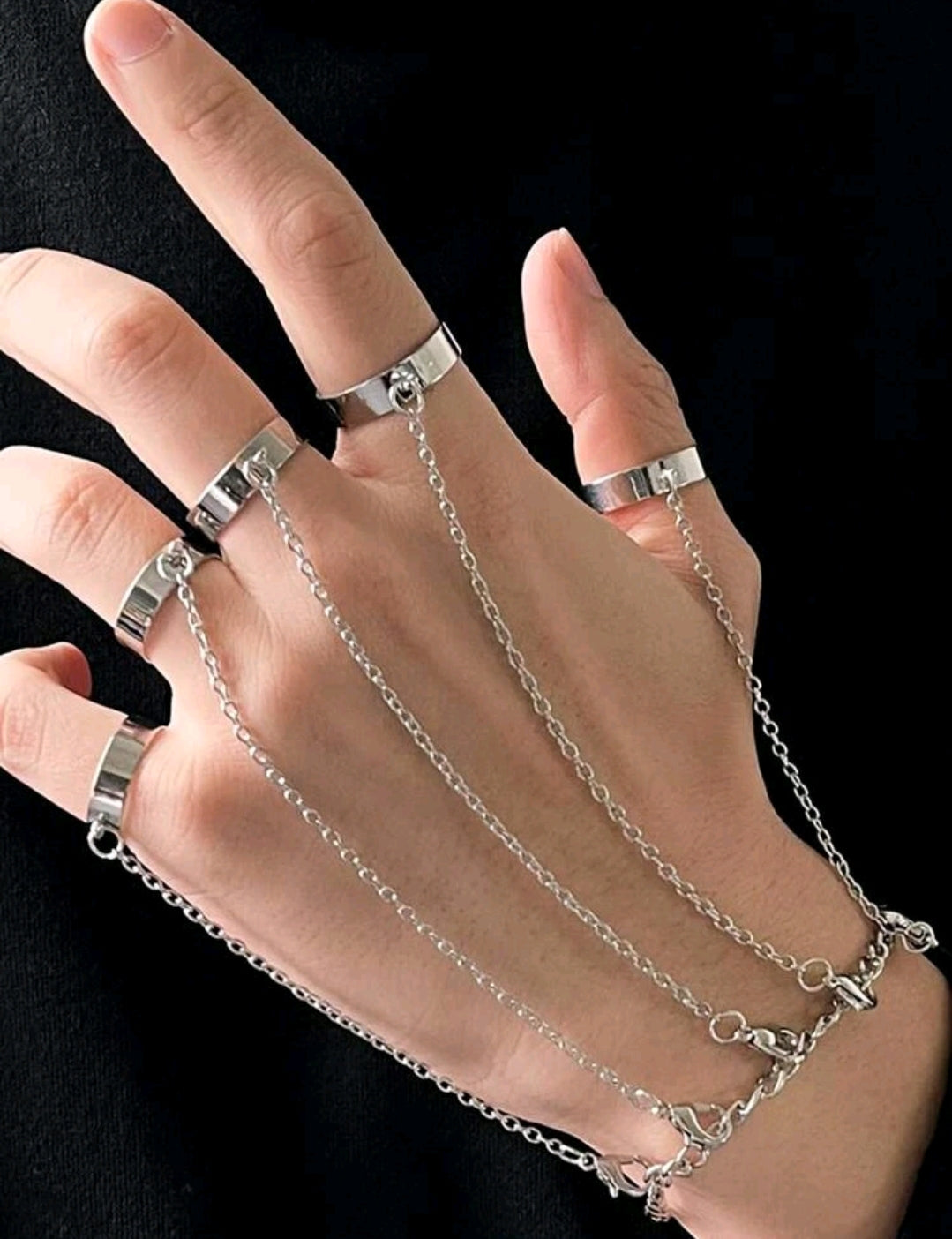 Connected chain to rings and bracelet (Silver)